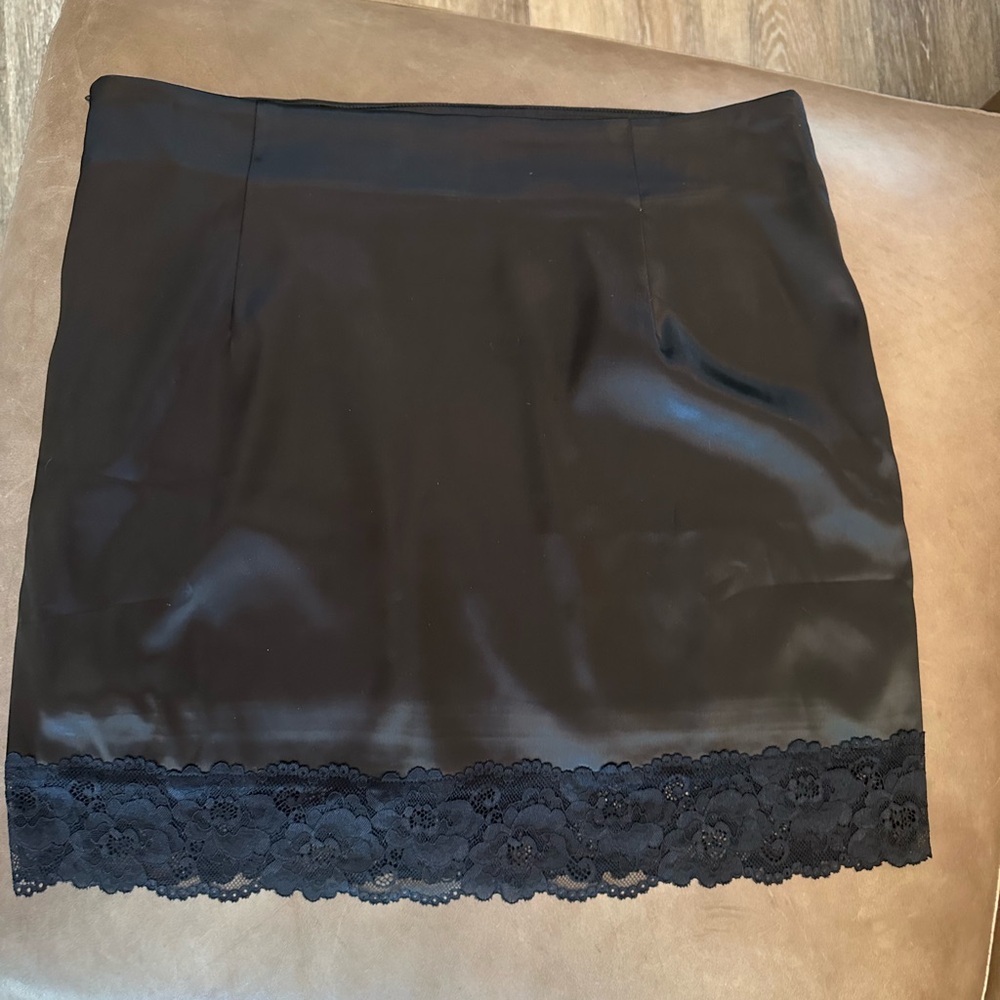 Princess Polly black mini skirt. USA size 10.